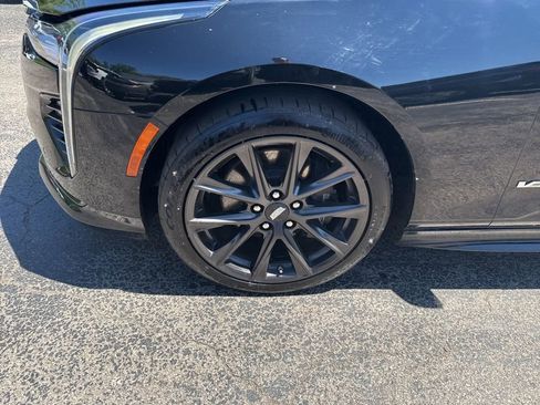 Used 2022 Cadillac CT4 V w/ Navigation Package AWD/4WD image 11