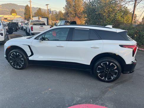 Used 2024 Chevrolet Blazer EV RS image 9