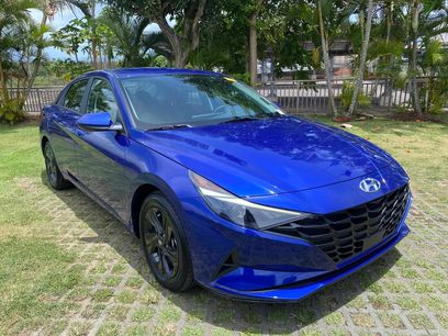 Certified 2022 Hyundai Elantra SEL w/ Convenience Package