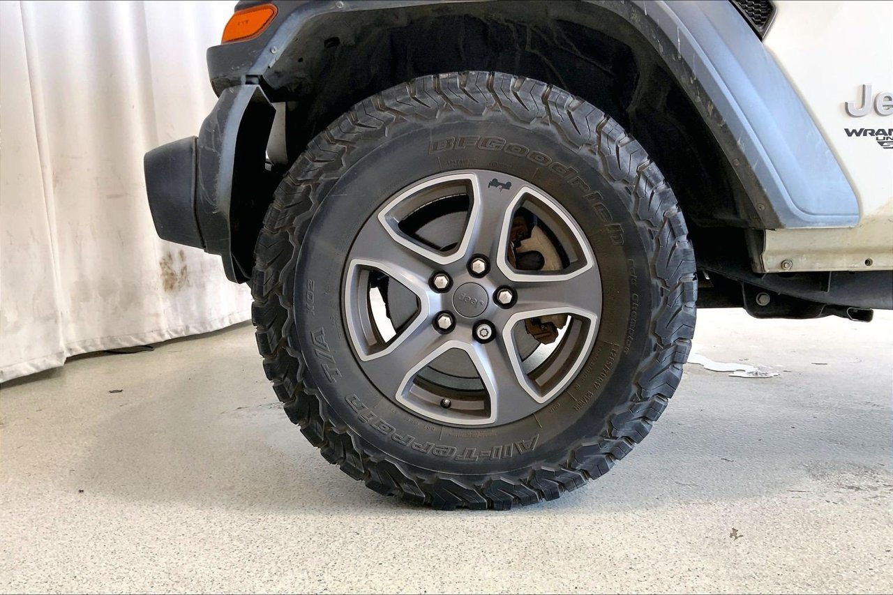 Used 2018 Jeep Wrangler Unlimited Sport S AWD/4WD image 6