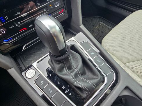 Used 2023 Volkswagen Arteon SEL Premium AWD/4WD image 18