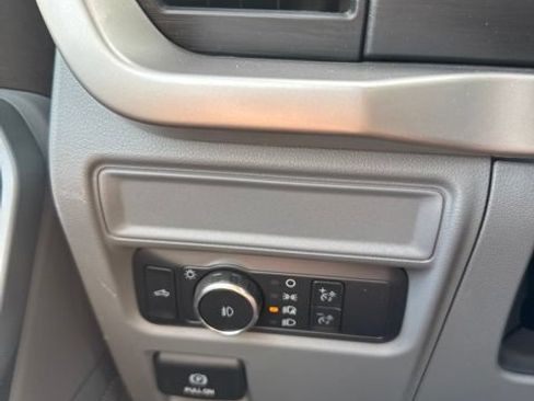 Used 2022 Ford F150 XLT w/ Equipment Group 301A Mid AWD/4WD image 17