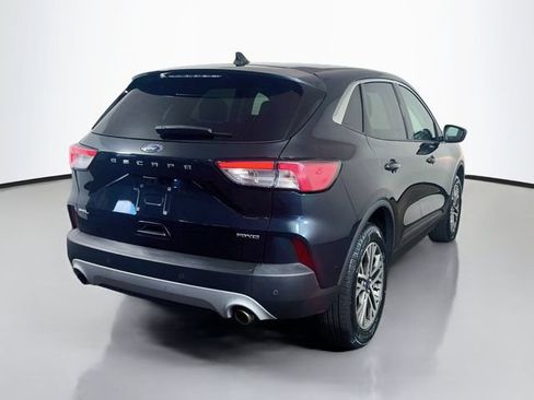 Used 2022 Ford Escape SEL w/ Technology Package AWD/4WD image 8