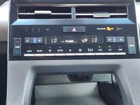 Used 2021 Toyota Avalon Limited w/ Advanced Safety Package image 14