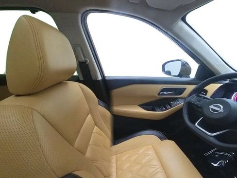 Used 2023 Nissan Rogue Platinum AWD/4WD image 34