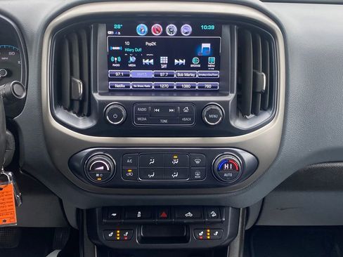 Used 2017 Chevrolet Colorado Z71 image 24