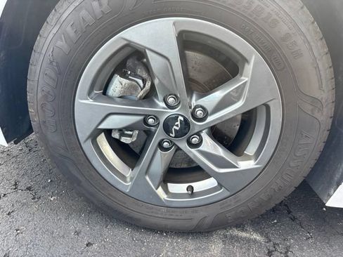 Used 2022 Kia K5 LXS FWD image 14