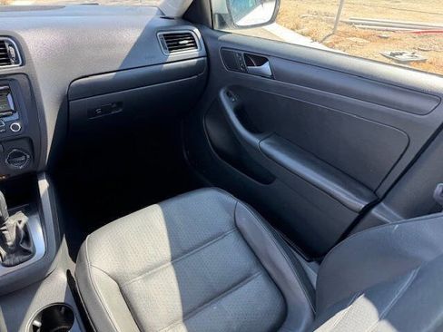 Used 2014 Volkswagen Jetta SE image 21