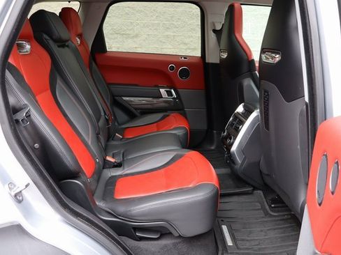 Used 2019 Land Rover Range Rover Sport SVR image 37