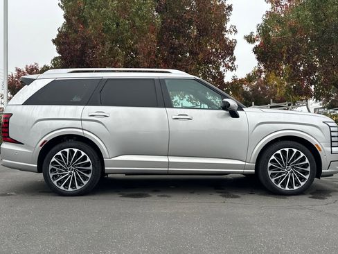 New 2026 Hyundai Palisade Calligraphy AWD/4WD image 3