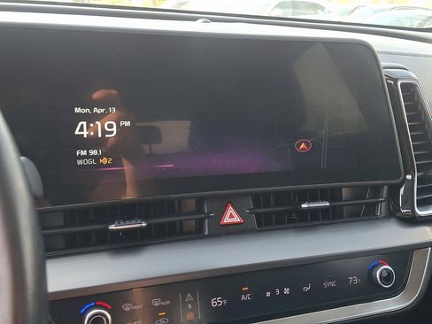 Used 2023 Kia Sportage EX image 31