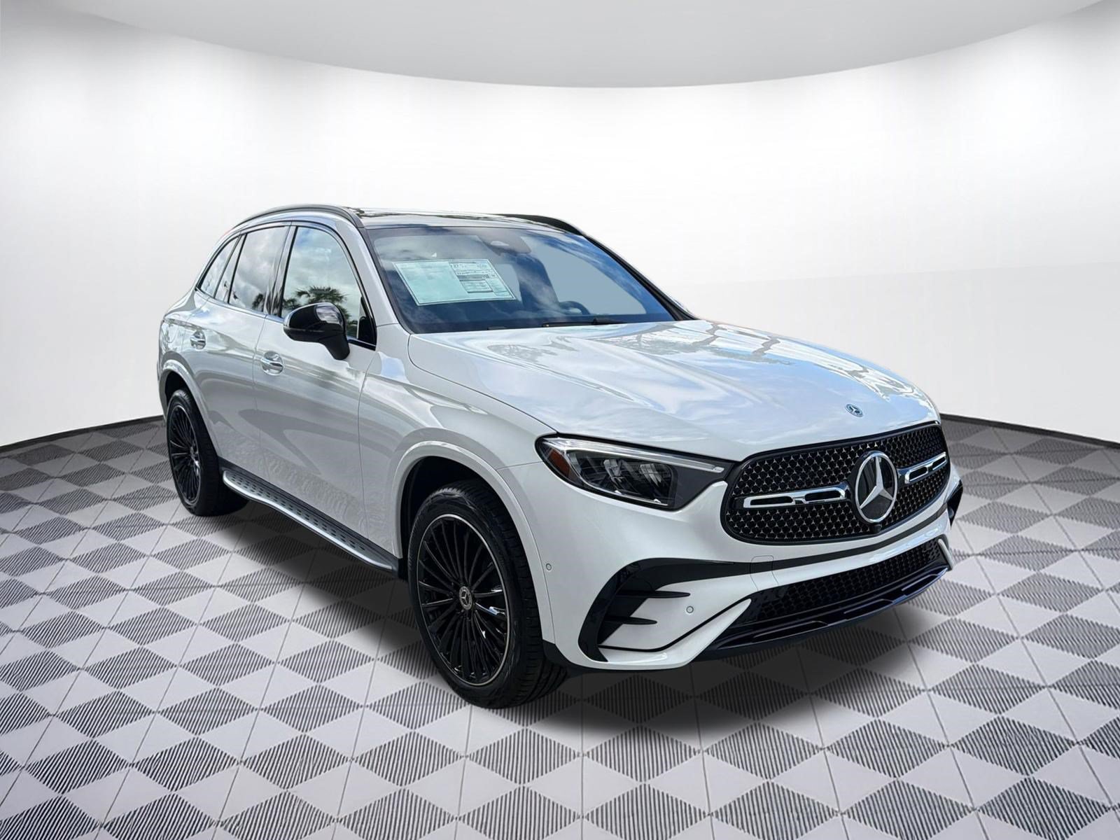 Used 2026 Mercedes-Benz GLC 300 image 7