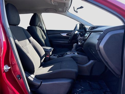 Used 2017 Nissan Rogue Sport S w/ S Appearance Package image 28