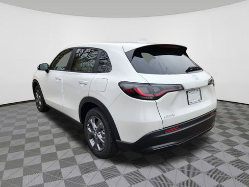 New 2026 Honda HR-V LX image 3
