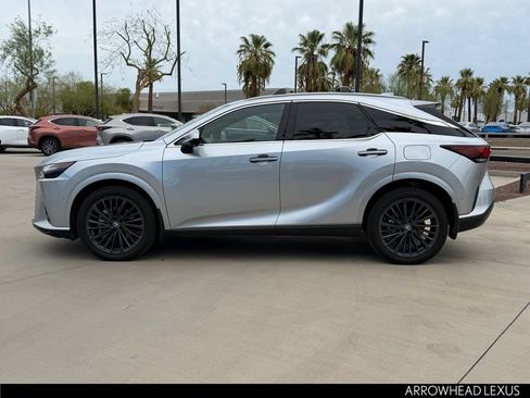 Used 2025 Lexus RX 350 w/ Convenience Package AWD/4WD image 3