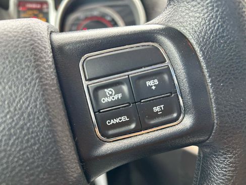 Used 2017 Dodge Journey SE FWD image 19