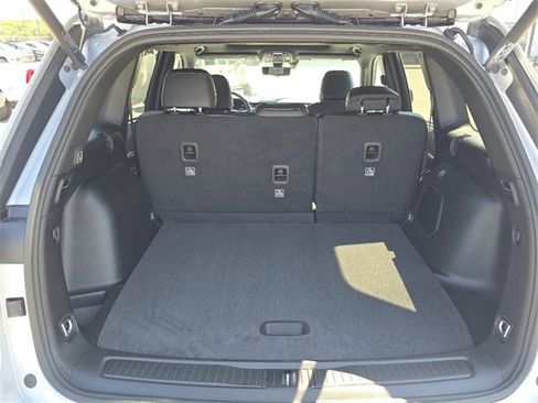 New 2025 Jeep Grand Cherokee Limited w/ Luxury Tech Group II image 8