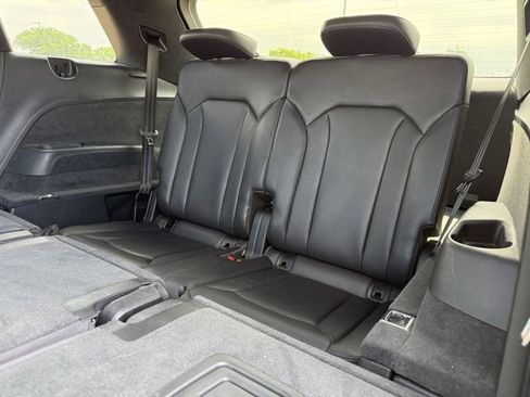 Used 2018 Audi Q7 2.0T Premium Plus w/ Premium Plus Package AWD/4WD image 29