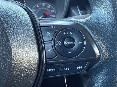 Used 2023 Toyota Corolla LE image 23