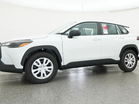 New 2026 Toyota Corolla Cross L image 18