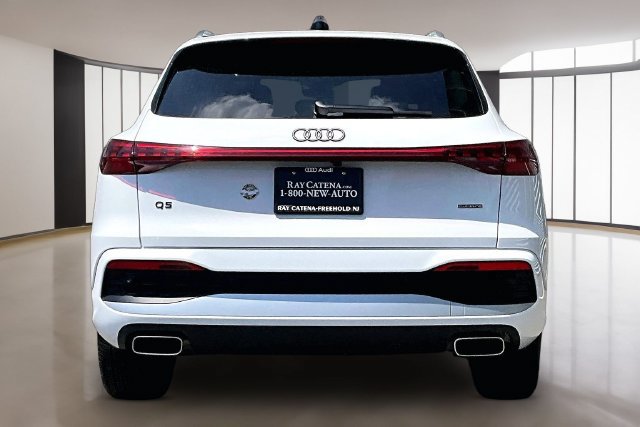 Used 2025 Audi Q5 Premium w/ Convenience Package AWD/4WD image 6