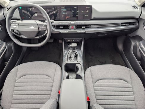New 2025 Kia K4 EX FWD image 5