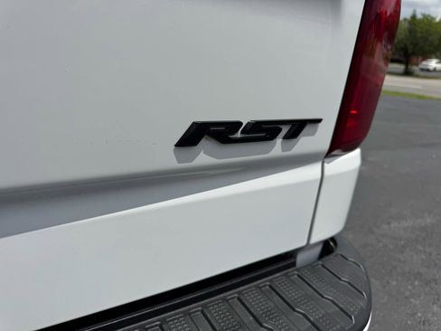 Used 2021 Chevrolet Silverado 1500 RST w/ Rally Edition AWD/4WD image 9