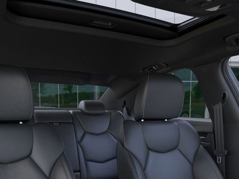 New 2025 Cadillac CT4 Luxury AWD/4WD image 31