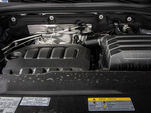 New 2026 Volkswagen Atlas Cross Sport SE FWD image 11