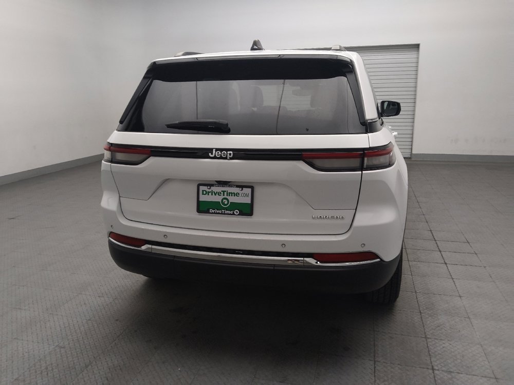 Used 2024 Jeep Grand Cherokee Laredo RWD image 7