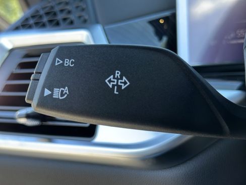 New 2026 BMW X5 xDrive50e w/ M Sport Package image 32