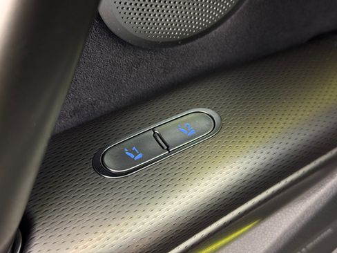 Used 2023 Genesis GV60 Performance image 18