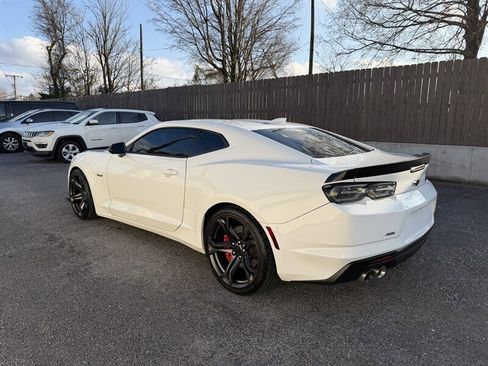 Used 2019 Chevrolet Camaro SS image 7