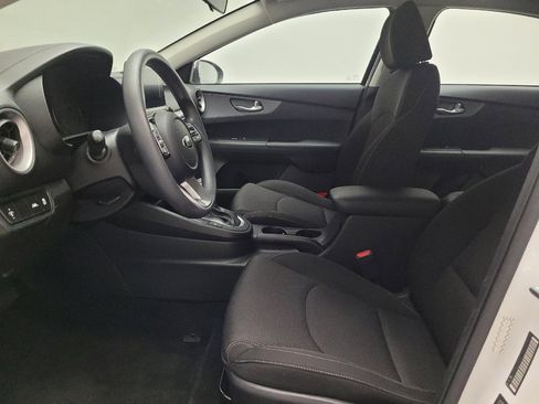 Used 2020 Kia Forte LXS FWD image 17