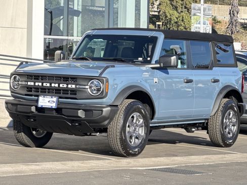 New 2025 Ford Bronco Big Bend image 7