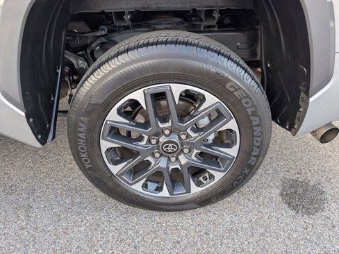 Used 2023 Toyota Tundra Limited w/ Power Package image 34