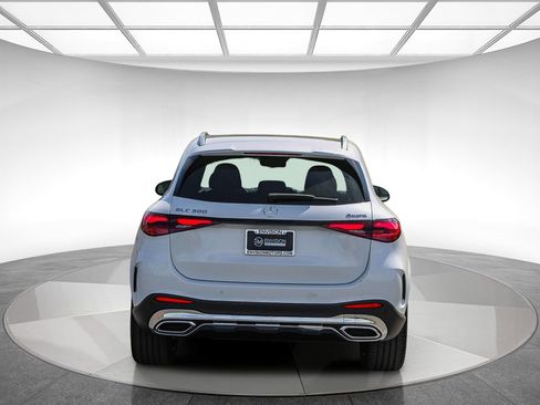 New 2026 Mercedes-Benz GLC 300 4MATIC image 3