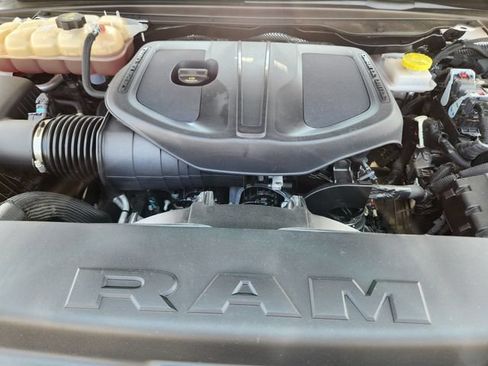 Used 2025 RAM 1500 Big Horn AWD/4WD image 31
