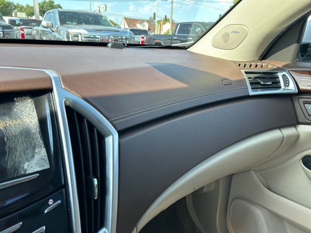Used 2014 Cadillac SRX Luxury AWD/4WD image 42