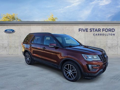 Used 2016 Ford Explorer Sport w/ Equipment Group 401A image 2