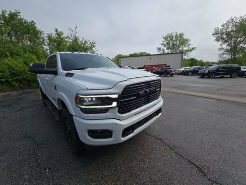 Used 2022 RAM 2500 Laramie w/ Night Edition AWD/4WD image 12