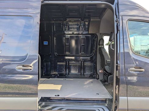 New 2025 Mercedes-Benz Sprinter 2500 image 14