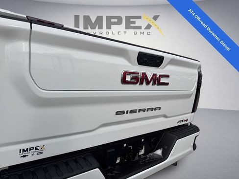Used 2024 GMC Sierra 2500 AT4 w/ AT4 Preferred Package AWD/4WD image 37