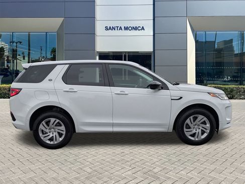 Used 2024 Land Rover Discovery Sport S image 5