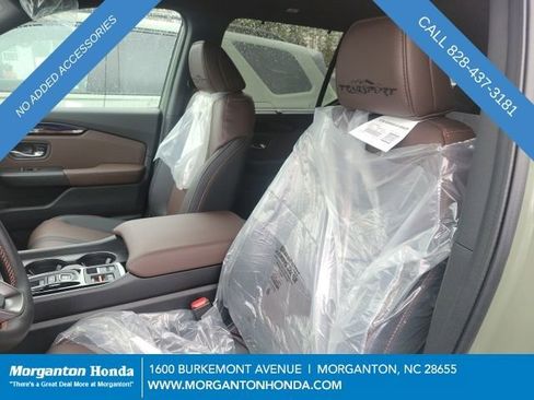 New 2026 Honda Pilot TrailSport image 11