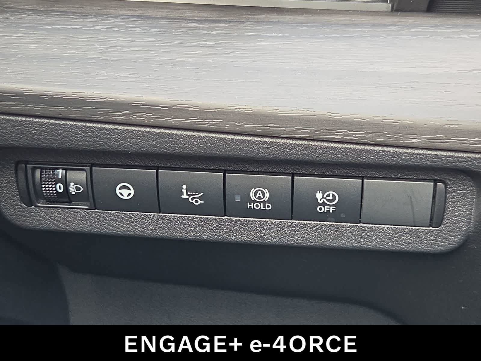 Used 2024 Nissan Ariya AWD image 29