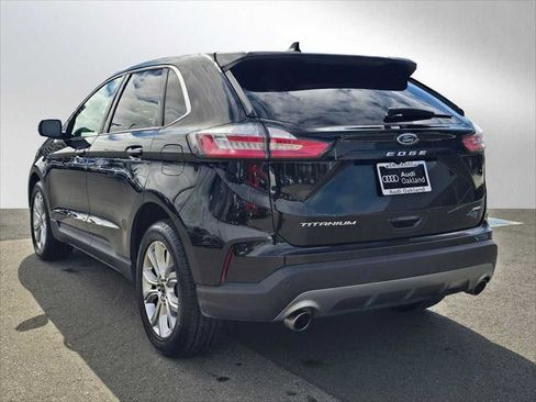 Used 2024 Ford Edge Titanium image 5
