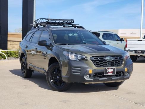 Used 2022 Subaru Outback Wilderness AWD/4WD image 2