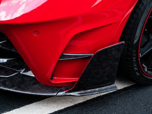 Used 2020 Ferrari 812 Superfast RWD image 39