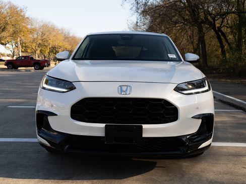 Certified 2025 Honda HR-V EX-L image 3